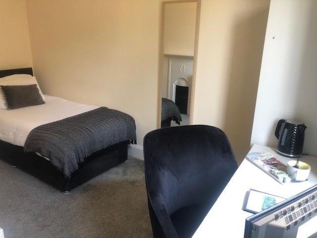 Mirfield Monastery B&B エクステリア 写真
