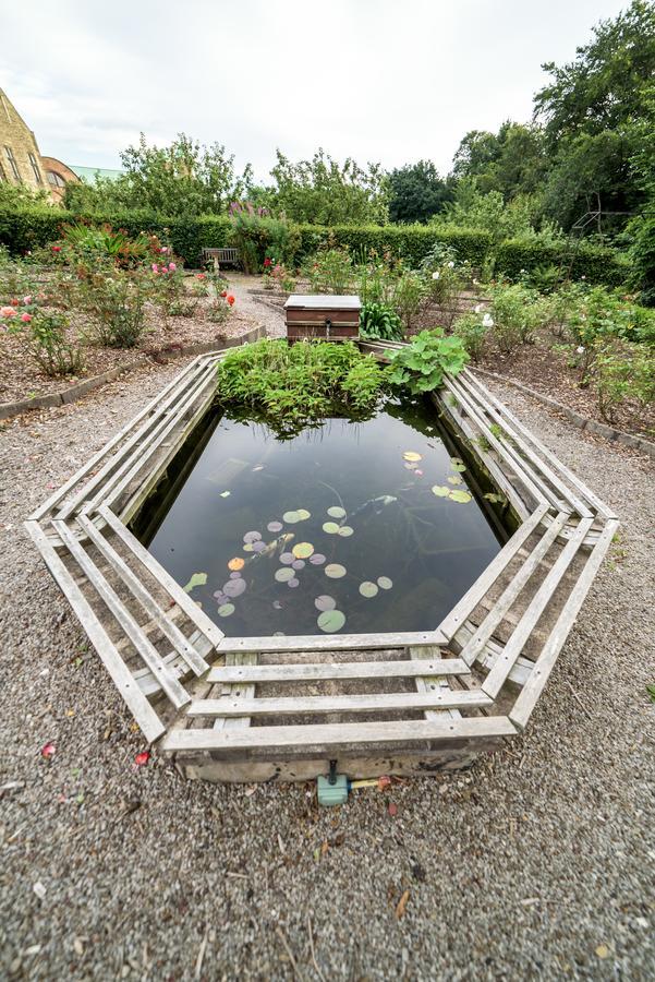 Mirfield Monastery B&B エクステリア 写真